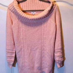 Crown & Ivy Medium Top